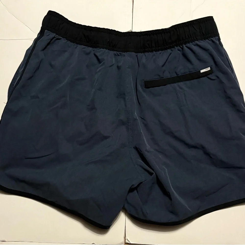 Men’s Vuori Banks Shorts - Picture 5 of 6